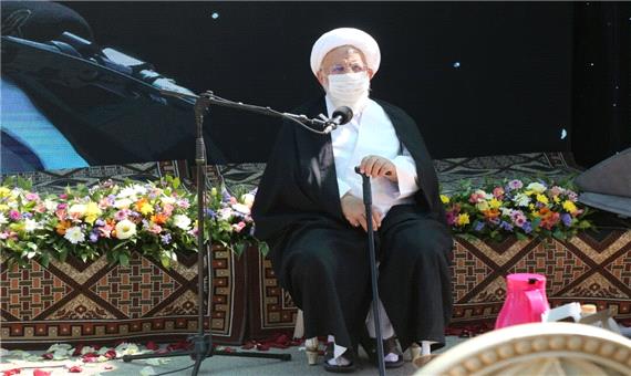 امام جمعه یزد: مسوولان نهادها عامل ارتکاب جامعه به گناه نباشند