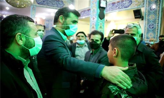 دیدار بی‌واسطه شهردار منطقه 15 با مردم در مسجد امام زمان (عج)