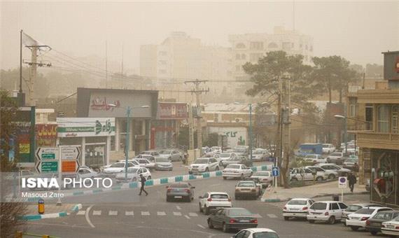 طوفان گرد و خاک میهمان آسمان یزد