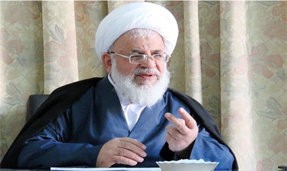 کارفرمایان برای تقویت علمی کارگران اقدام کنند
