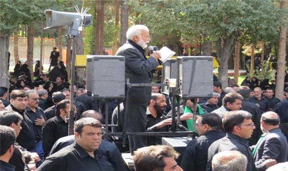 رییس تبلیغات اسلامی ابرکوه: مداحان برای ترویج فرهنگ عاشورا تلاش کنند