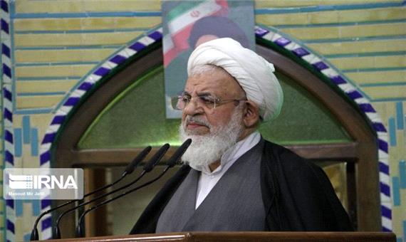 امام‌جمعه یزد: حل مشکلات سیل‌زدگان تا حصول نتیجه پیگیری شود