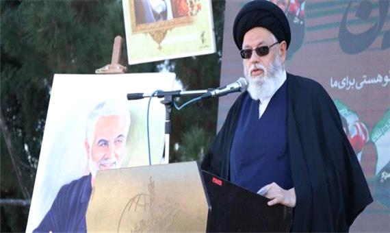 بصیرت افزایی و امید آفرینی مهمترین مأموریت رسانه های انقلابی است