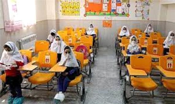 مدارس با کمبود سرویس رو به رو هستند