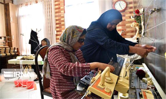 جهان من تاریک نیست، شما تاریکش نکنید