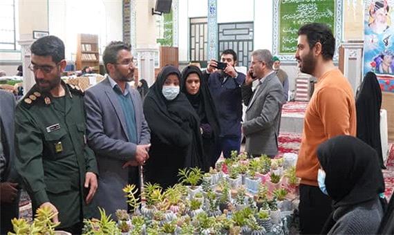 گشایش بازارچه تولیدات مشاغل خانگی یزد به مناسبت دهه فجر