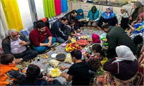 دورهمی خانواده‌های دارای 4 فرزند و بیشتر در یزد