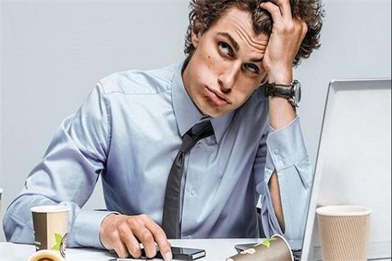 کارکنان ناراضی چگونه به سازمان خود آسیب می‌زنند؟