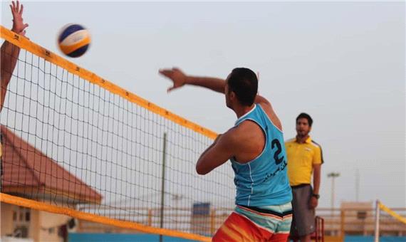 13 تیم در لیگ برتر والیبال ساحلی ایران در یزد رقابت می کنند