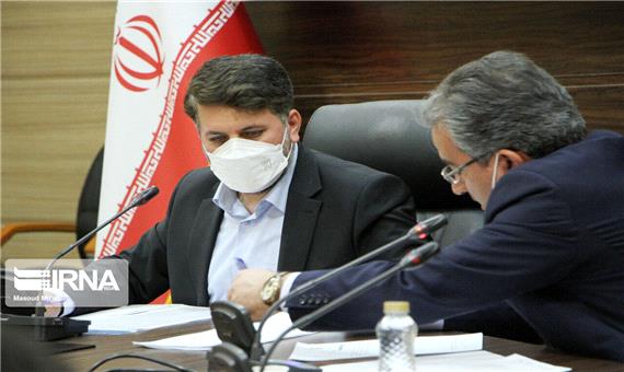 استاندار یزد: مصوبه کارگروه تنظیم بازار به کاهش مشکل معیشتی کمک کند