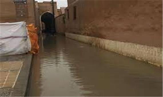 خسارت‌های بارندگی‌ در بافت‌های تاریخی یزد بررسی می‌شود