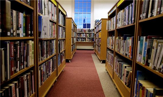 امام جمعه یزد: زمینه جذب بیشتر جوانان به کتابخانه‌ها فراهم شود