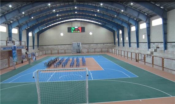 افتتاح بزرگترین سالن ورزشی استان در میبد