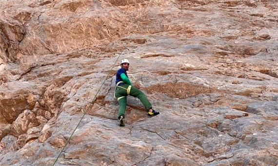صعود 750 طول طناب در جشنواره صخره نوردی اردکان