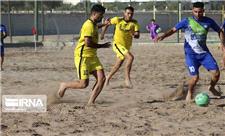 تیم فوتبال ساحلی چادرملو اردکان از سد منطقه آزاد چابهار گذشت