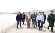 وزیر کشور از مناطق سیل زده یزد بازدید کرد