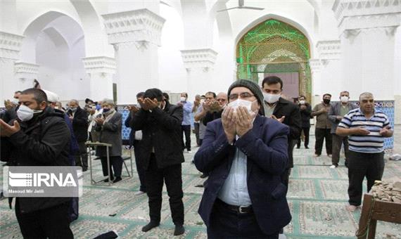امام جمعه یزد: دشمنان، دین ما را نشانه گرفته‌اند