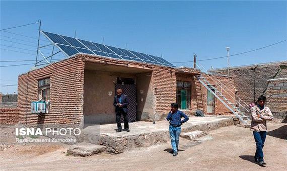 اختصاص 43 میلیارد تومان برای توسعه نیروگاه‌های خورشیدی مقیاس کوچک در یزد