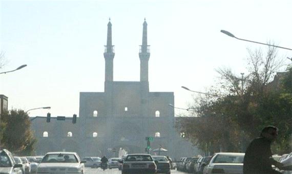 آسمان استان یزد همچنان آلوده است