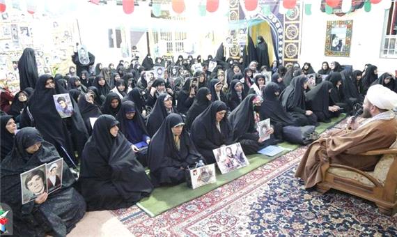 گردهمایی 200 خواهر شهید سراسر کشور در مشهد مقدس