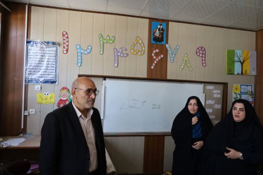 سفر یک روزه مدیر کل آموزش و پرورش استان به شهرستان بافق و بازدید میدانی از مدارس و بررسی مسائل آموزشی