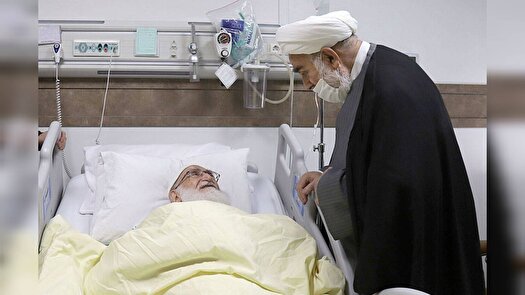 رئیس دفتر رهبر انقلاب از آیت‌الله نوری همدانی عیادت کرد