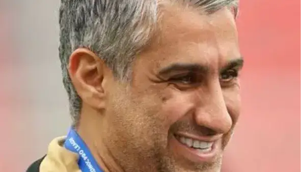 فرزاد مجیدی همچنان در کنار فرهاد