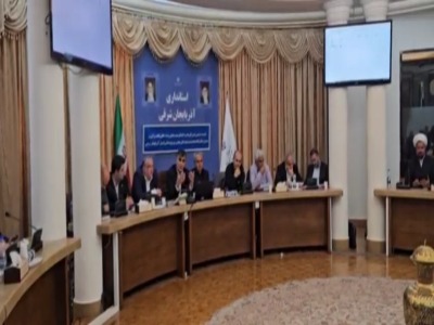 رئیس بانک مرکزی: منابع ارزی و طلای ایران مطمئن است