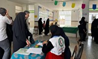 ویزیت رایگان ۱۰۰ نفر در کاروان سلامت هلال احمر مهریز