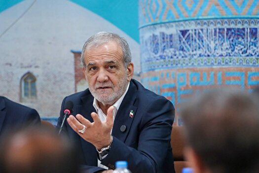انسان‌هایی تربیت کنید که کشور و سرزمین خود را آباد کنند