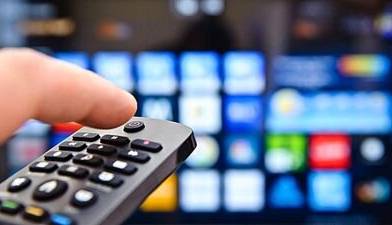 فرار از استرس با سریال دیدن پشت سر هم؛ مفید یا مضر؟
