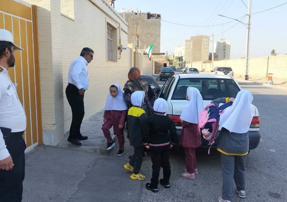 فراخوان سازمان حمل‌و نقل شهرداری یزد برای رانندگان سرویس مدارس