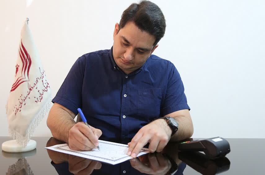 آزادی  یک پدر به دست جوان  نیکوکار  یزدی