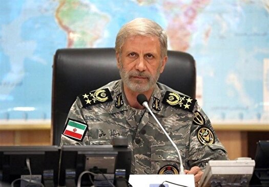 ایستادگی فراجا در برابر توطئه‌ها ضامن امنیت ایران است