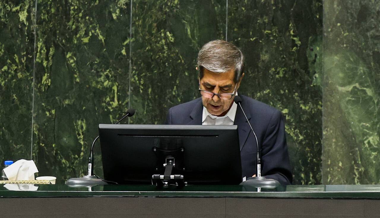 انتقادات صریح نماینده تبریز از دولت: تورم کالاهای اساسی ترمز بریده است