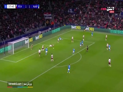 گل دوم آیندهوون به ناپولی