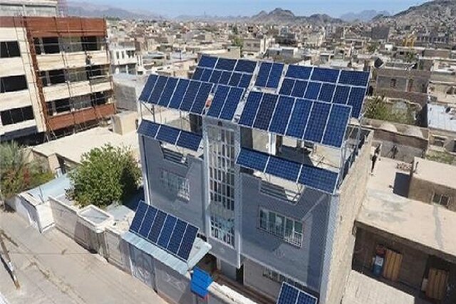نصب پنل‌های خورشیدی بومی در ادارات دولتی