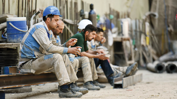 دستمزد پایین، مانع حضور نیروی کار ایرانی در برخی مشاغل