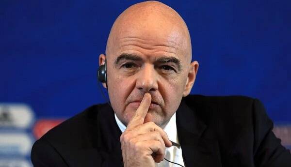 واکنش اینفانتینو به حضور بانوان در ورزشگاه امام رضا(ع) مشهد