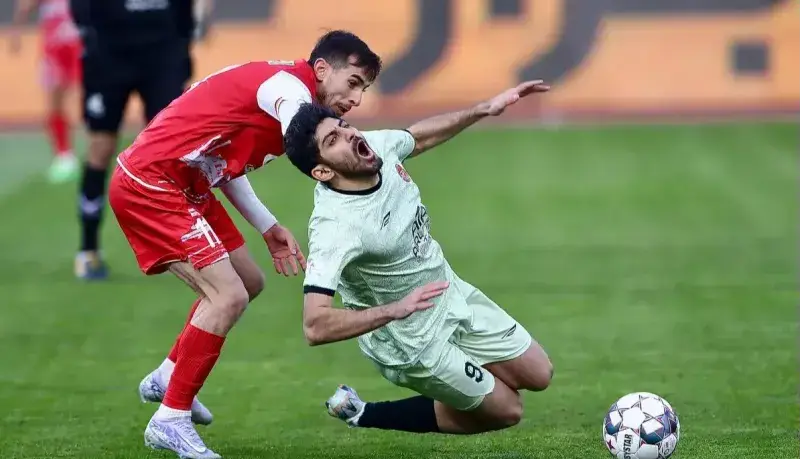 تراکتور- پرسپولیس با تماشاگر شد