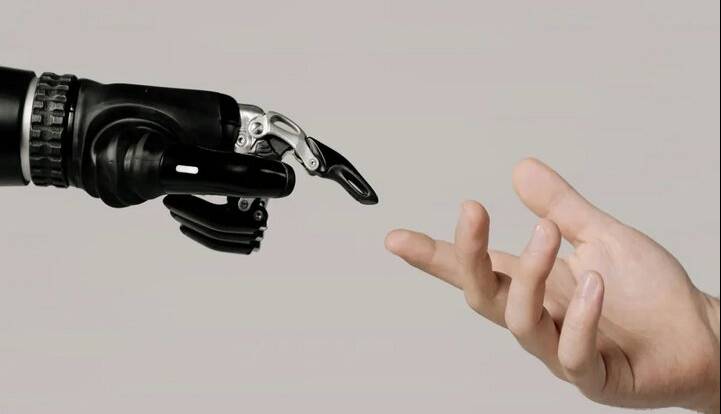 غول فناوری سامسونگ پا به عرصه ربات‌های انسان‌نما گذاشت