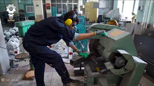 روایت دانش‌آموزانی که خمیرگیر صنعتی ساختند