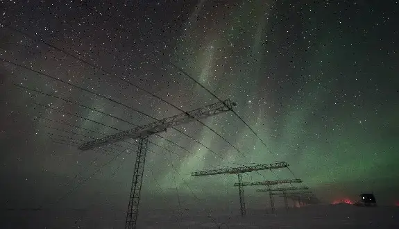 تلسکوپ جیمز وب احتمالا اولین ستارگان جهان را کشف کرده است!