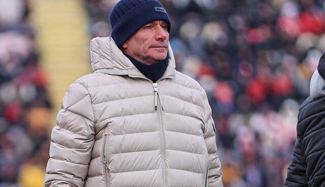 سرمربی سابق سپاهان گزینه اصلی هدایت تیم ملی کامرون