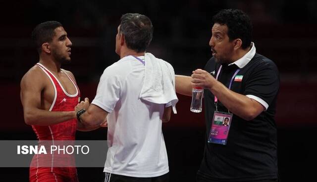 درستکار: رحمان اقتدارش را نشان داد