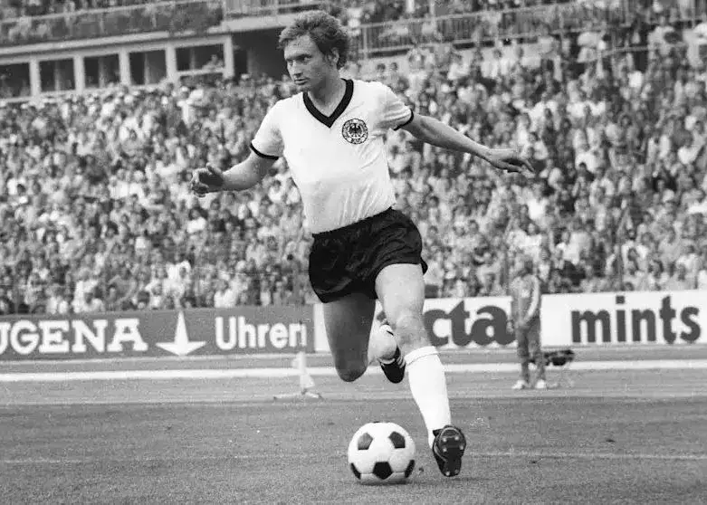 اندوه بزرگ در فوتبال آلمان؛ ملی‌پوش سابق درگذشت