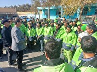 توزیع هزار دست لباس گرم بین پاکبانان خدوم یزدی