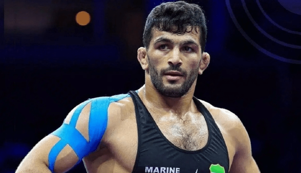 استقلال منتظر کامبک ستاره روی تشک