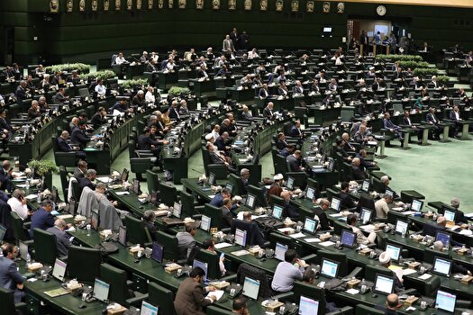 تصویب دو فوریت لایحه الحاق برخی مواد به مقررات مالی دولت