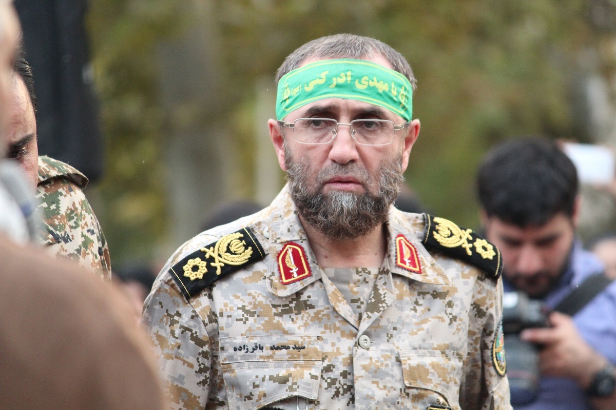 دانشجو باید نگاه غیرتمندانه داشته باشد